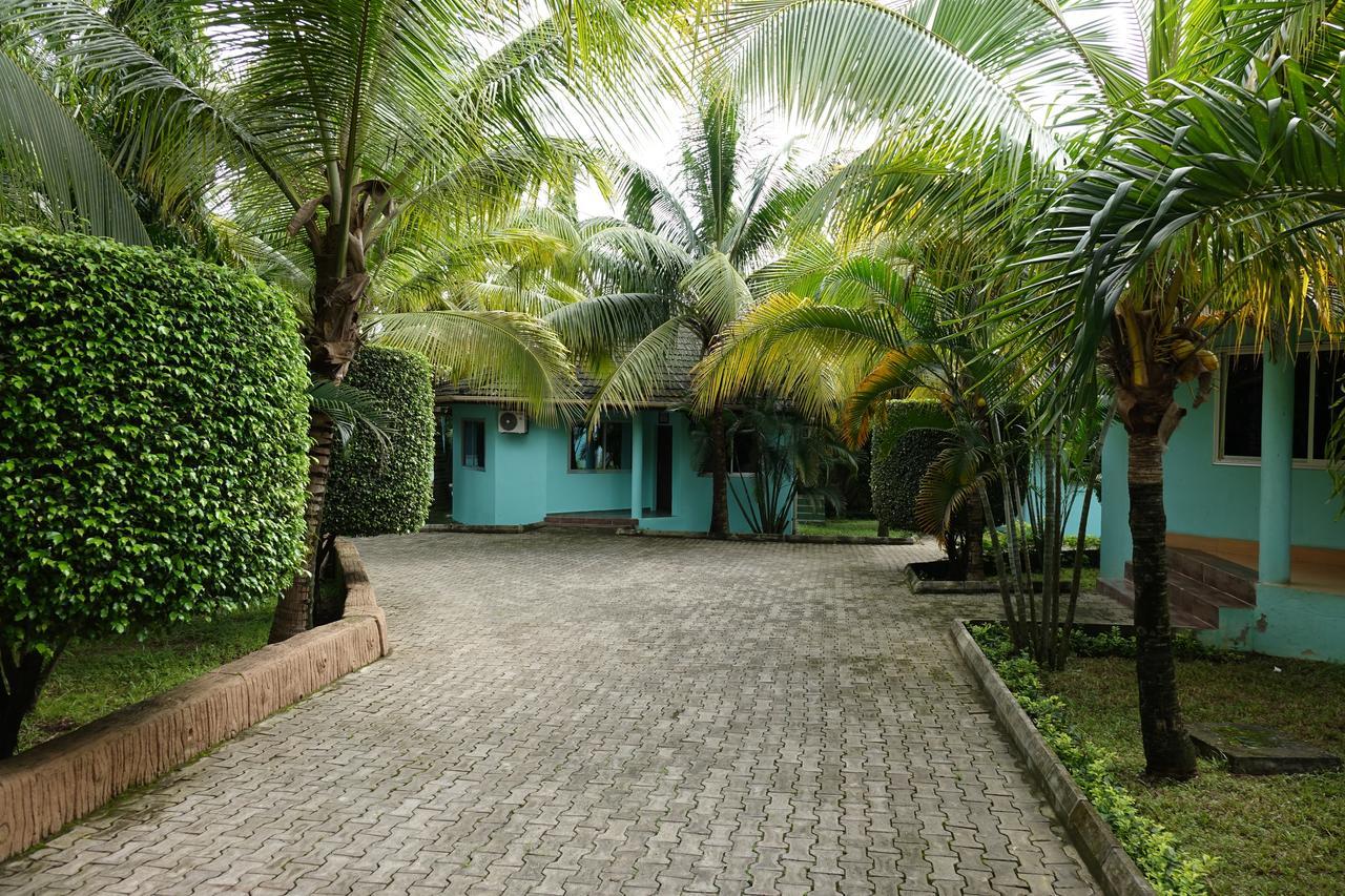Wusum Hotel Makeni Exterior foto