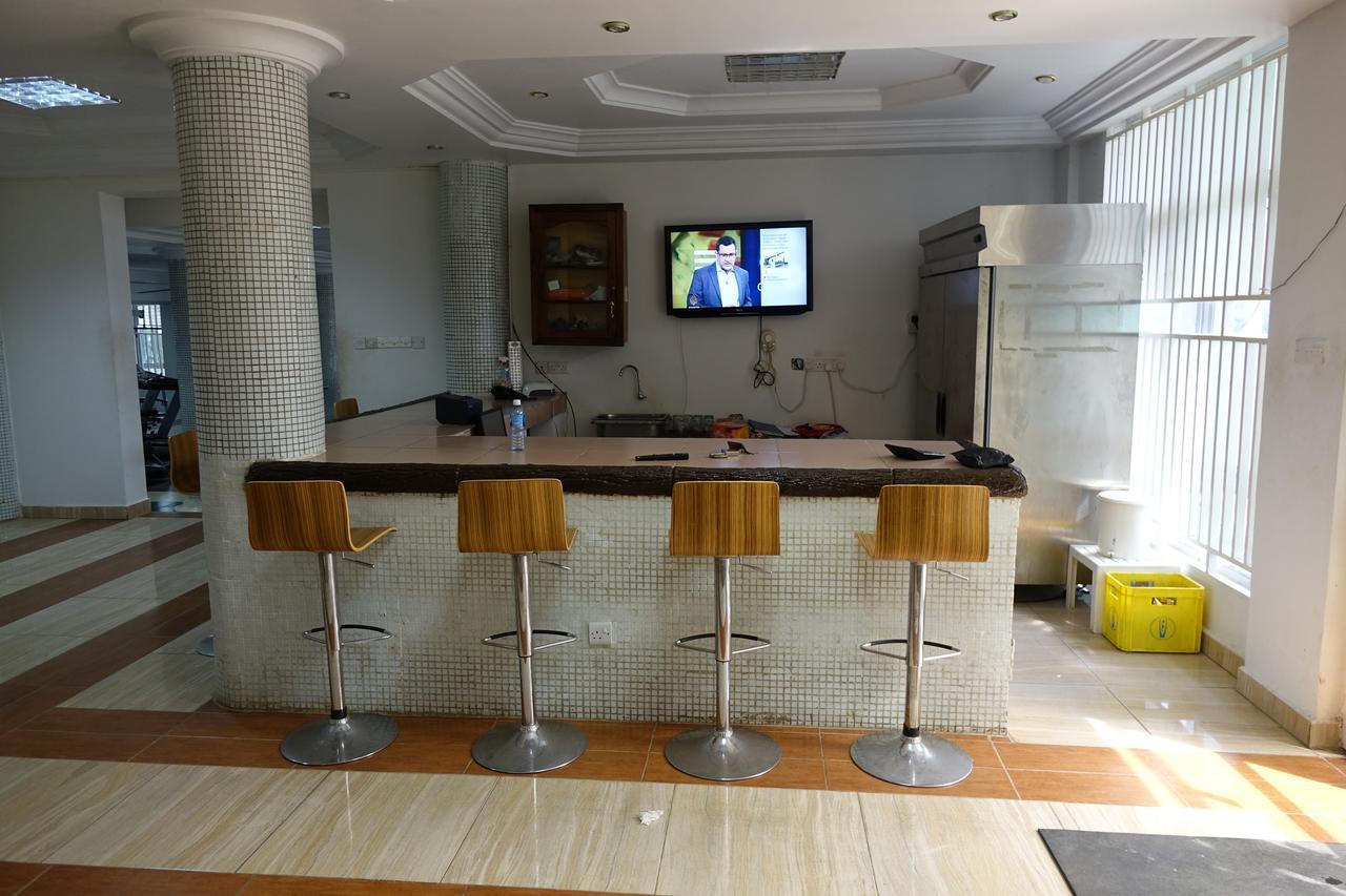 Wusum Hotel Makeni Exterior foto